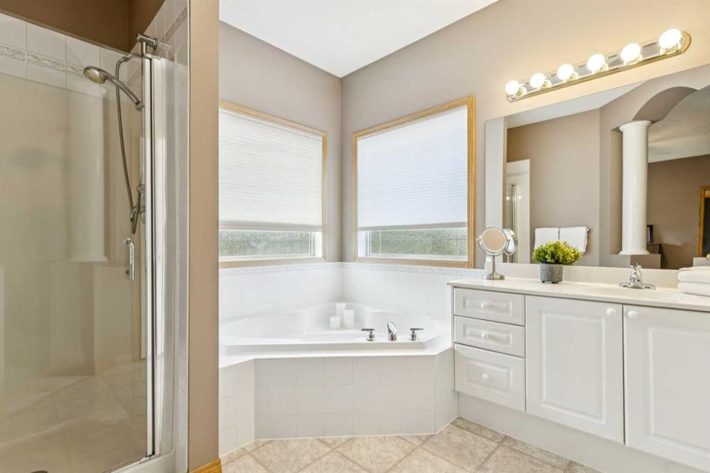 232 Springmere Place, Chestermere, AB - Indoor Photo Showing Bathroom