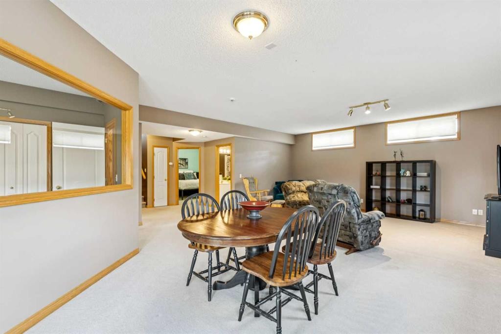 232 Springmere Place, Chestermere, AB - Indoor