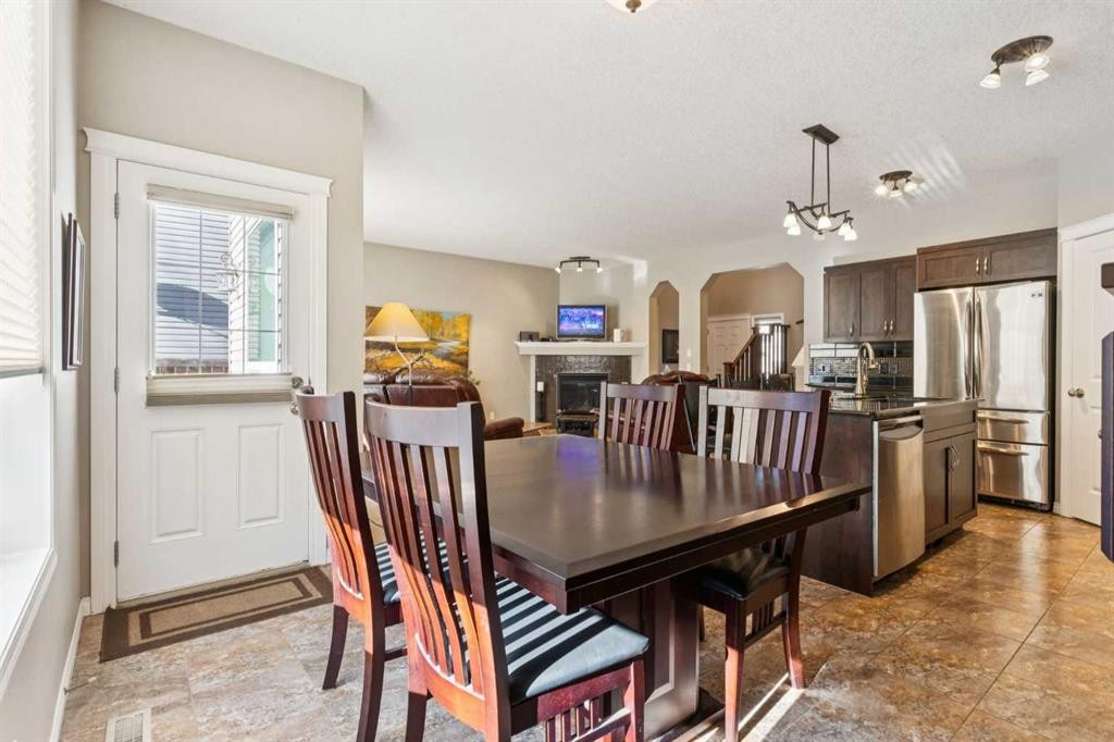 645 Panatella Boulevard Nw, Calgary, AB - Indoor