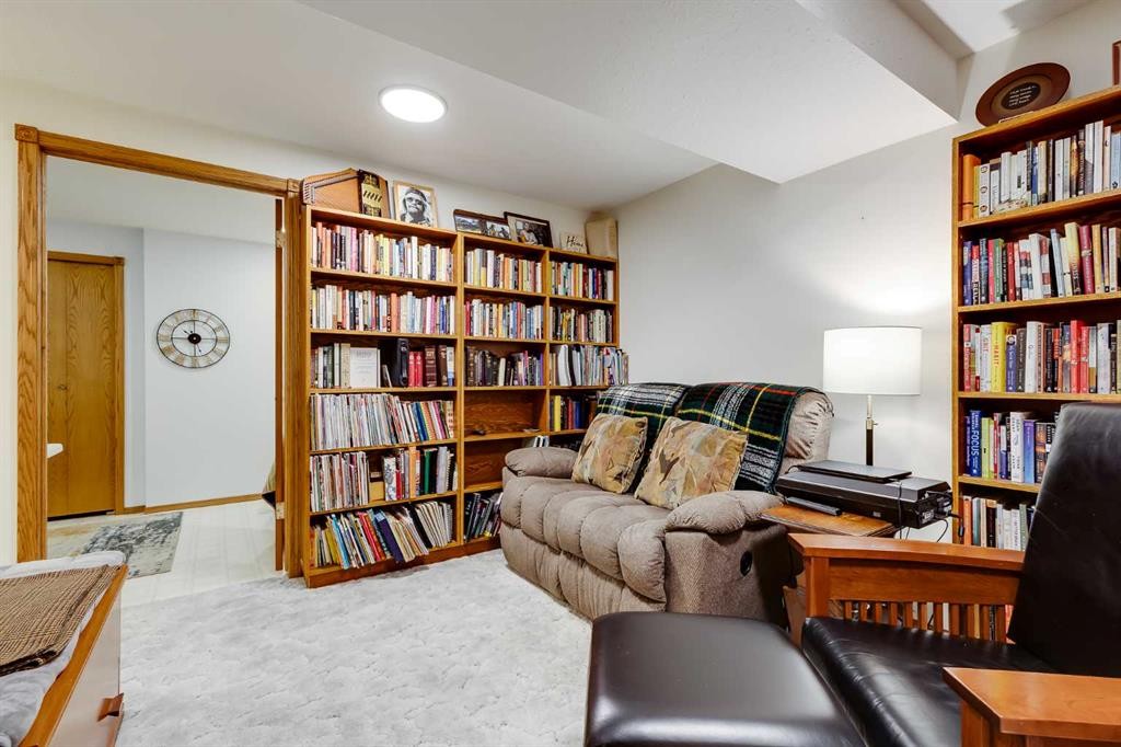 4118 Silverpark Estates Close, Olds, AB - Indoor