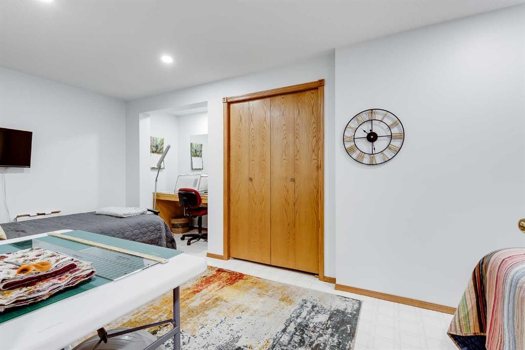 4118 Silverpark Estates Close, Olds, AB - Indoor