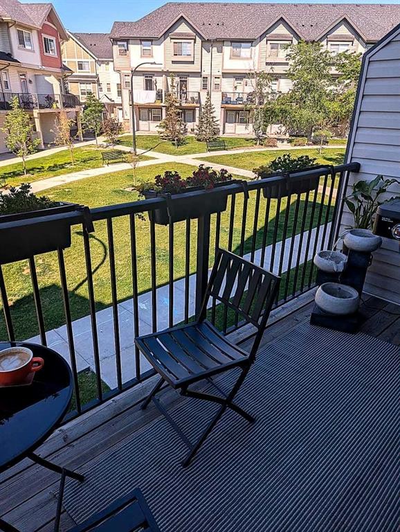 221 New Brighton Row Se, Calgary, AB - Outdoor