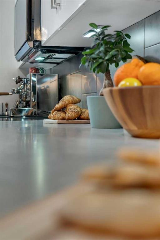 221 New Brighton Row Se, Calgary, AB - Indoor Photo Showing Other Room