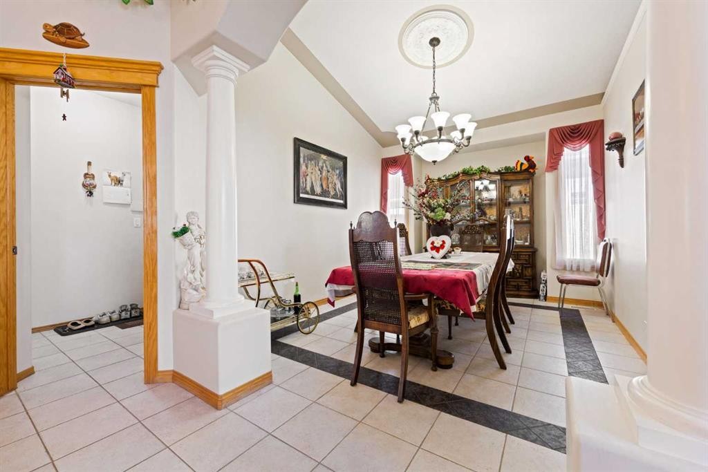 16 Arbour Estates View Nw, Calgary, AB - Indoor Photo Showing Dining Room