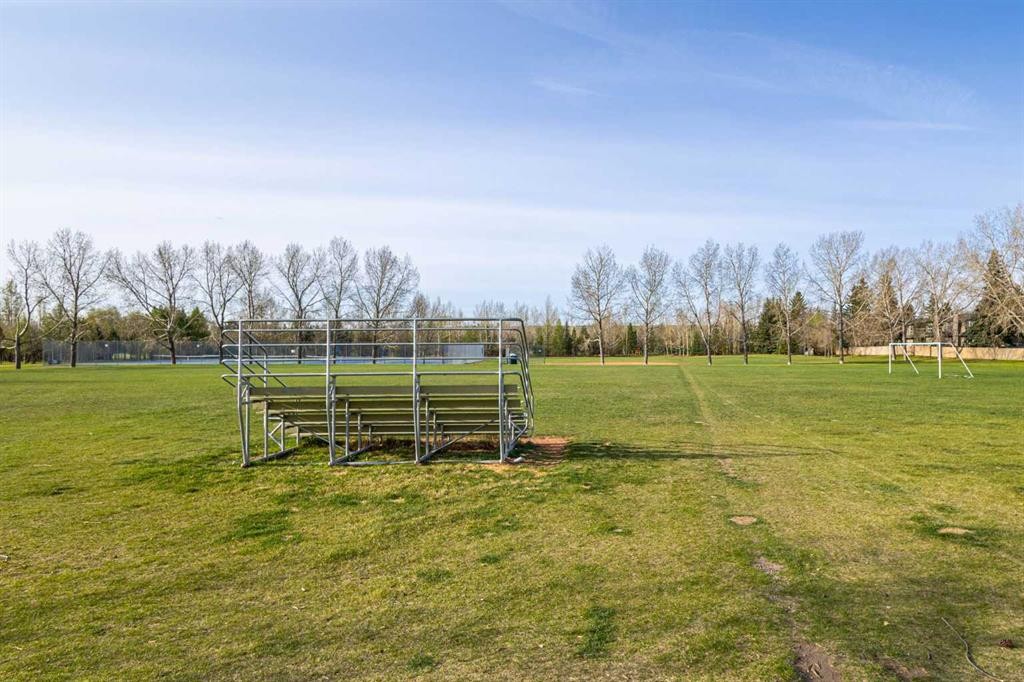 95 Silver Brook Drive Nw, Calgary, AB - Outdoor With View