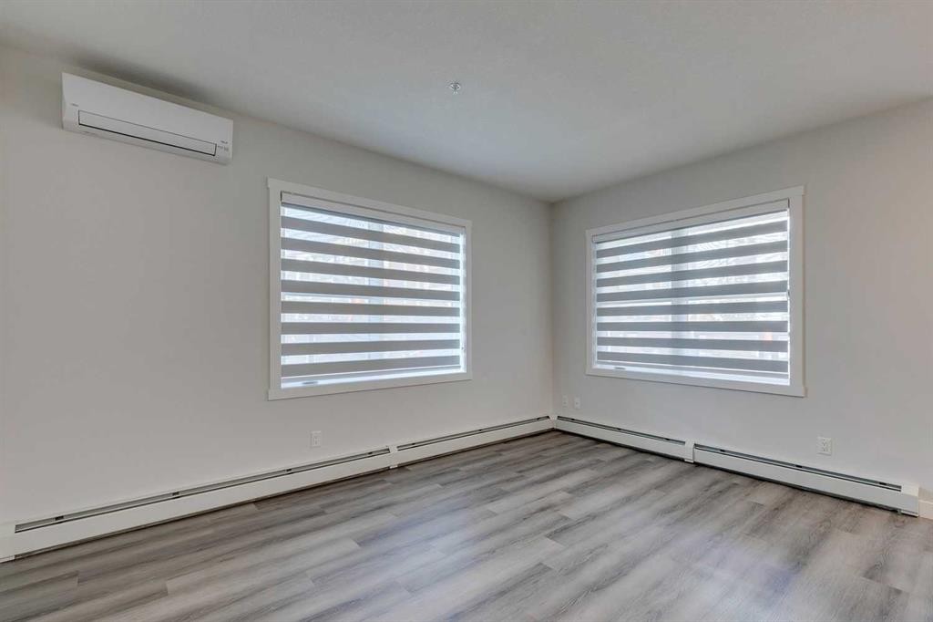113-55 Wolf Hollow Crescent Se, Calgary, AB - Indoor Photo Showing Other Room