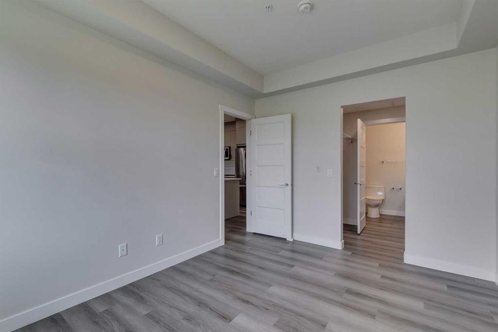 113-55 Wolf Hollow Crescent Se, Calgary, AB - Indoor Photo Showing Other Room