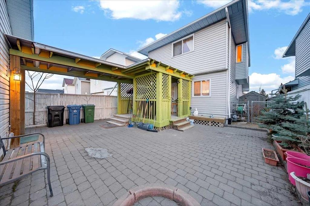 262 Martindale Boulevard Ne, Calgary, AB - Outdoor With Exterior
