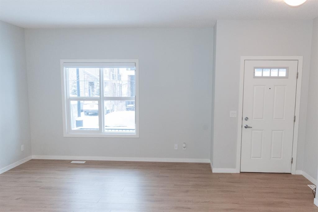 401-250 Fireside View, Cochrane, AB - Indoor Photo Showing Other Room