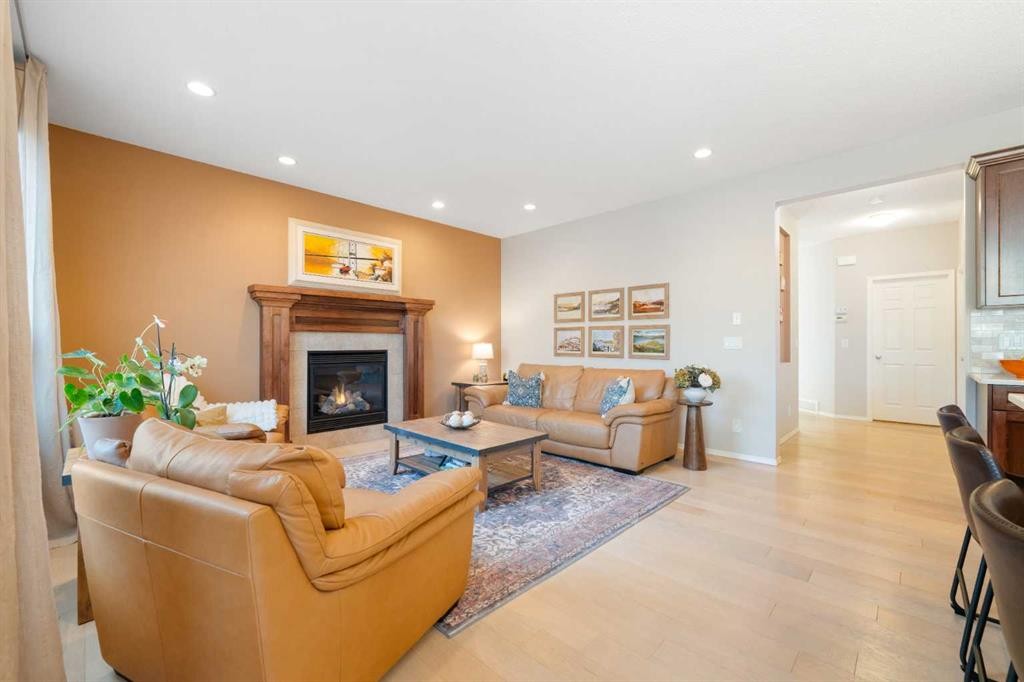 185 Auburn Glen Circle Se, Calgary, AB - Indoor Photo Showing Living Room With Fireplace