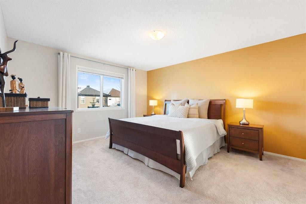 185 Auburn Glen Circle Se, Calgary, AB - Indoor Photo Showing Bedroom