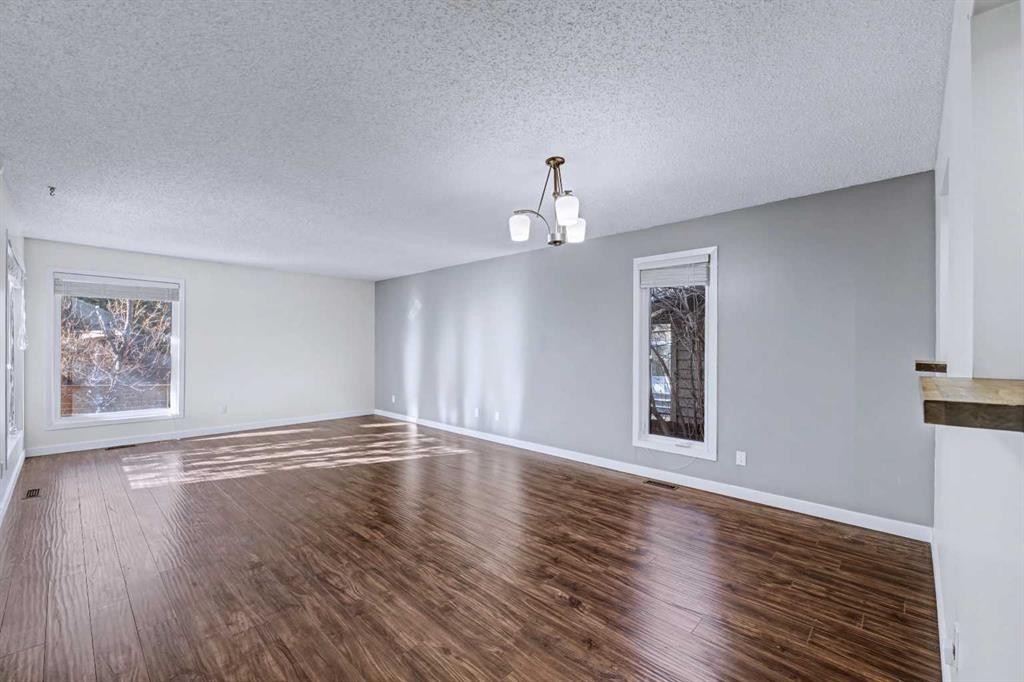 188 Bernard Drive Nw, Calgary, AB - Indoor Photo Showing Other Room