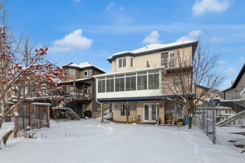 111 Hillview Road, Strathmore, AB - Outdoor With Facade