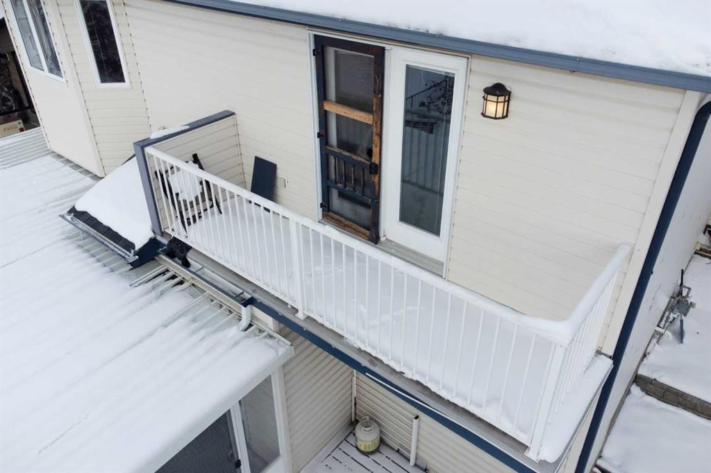 111 Hillview Road, Strathmore, AB - Outdoor With Exterior