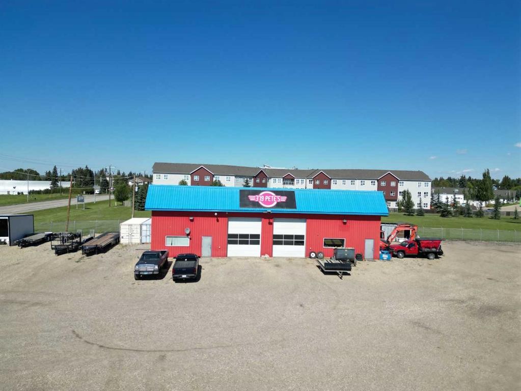 3208 52 Avenue, Innisfail, AB