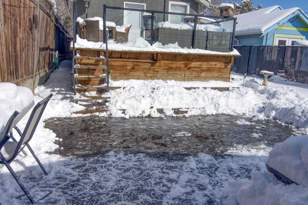 129 30 Avenue Nw, Calgary, AB - Outdoor