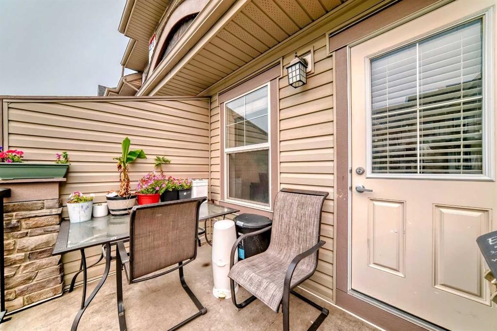119 Panatella Hill Nw, Calgary, AB - Outdoor With Exterior