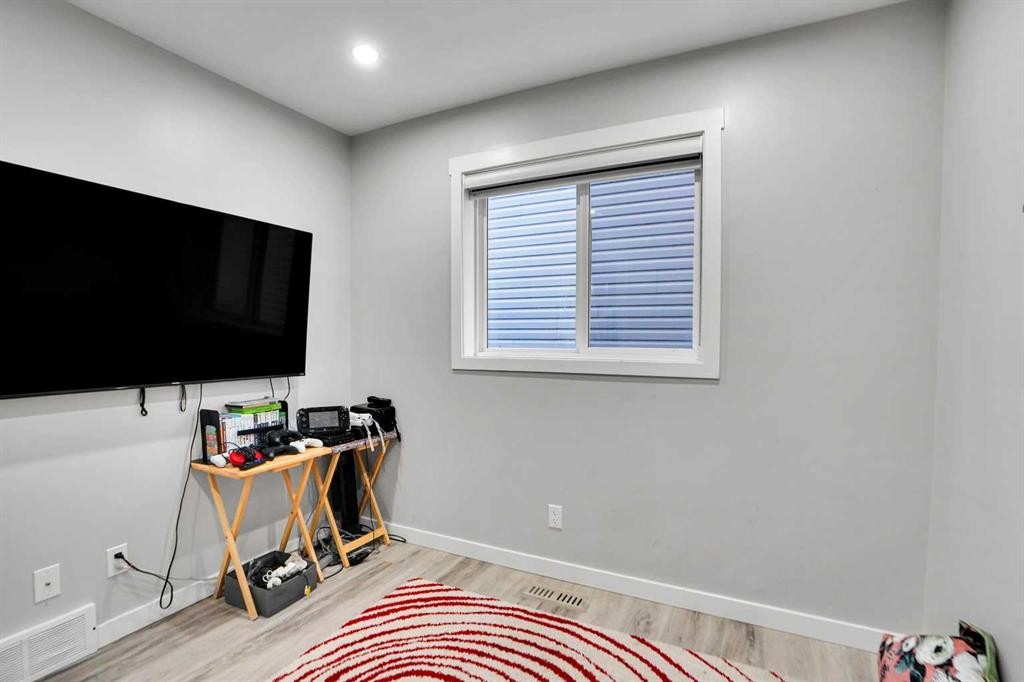 91 Copperstone Gate Se, Calgary, AB - Indoor