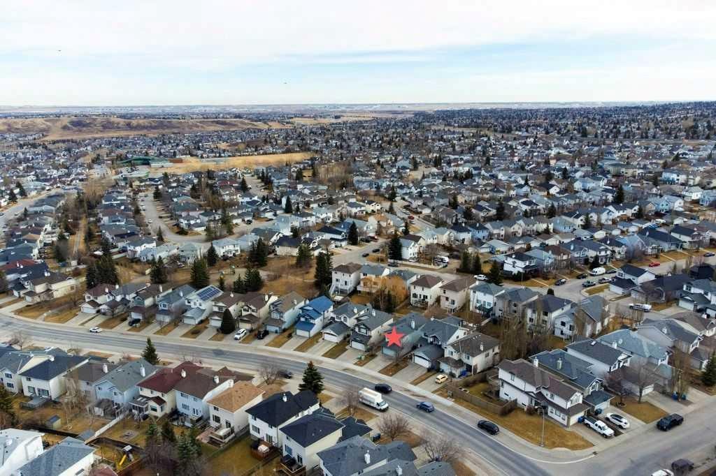 11185 Hidden Valley Drive Nw, Calgary, AB - Outdoor With View