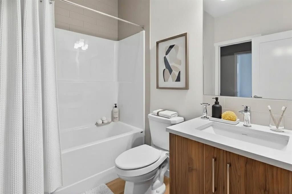 203-400 Belmont Street Sw, Calgary, AB - Indoor Photo Showing Bathroom
