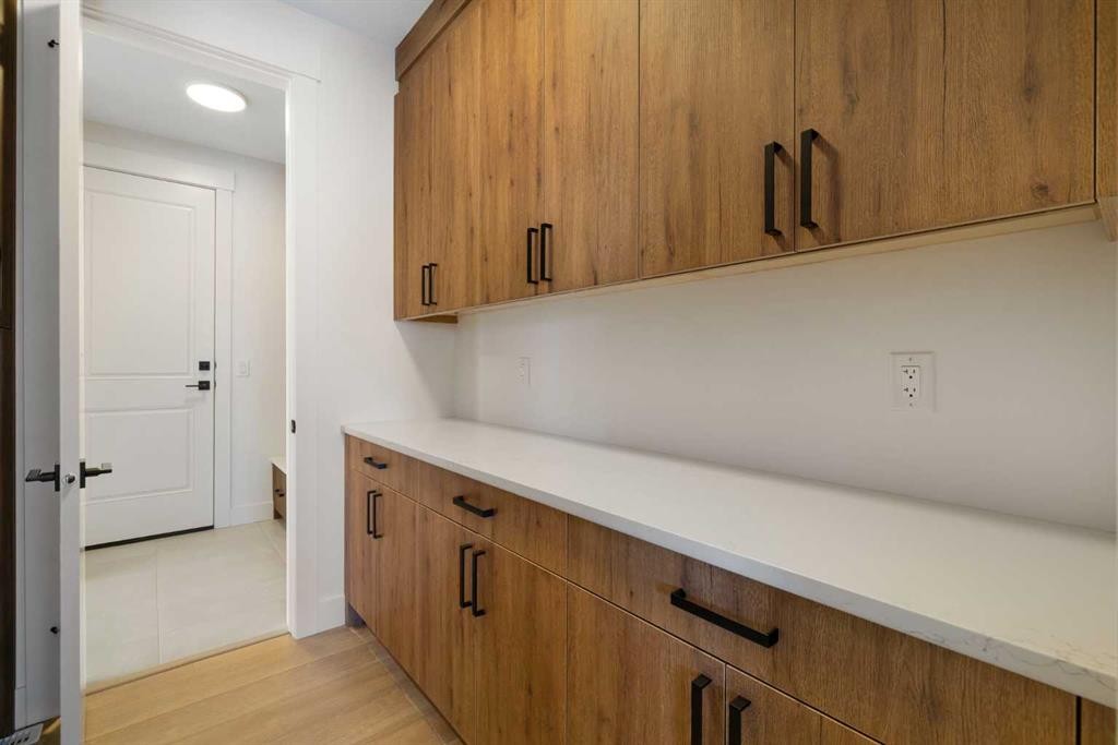 65 Lakes Estates Circle, Strathmore, AB - Indoor Photo Showing Other Room