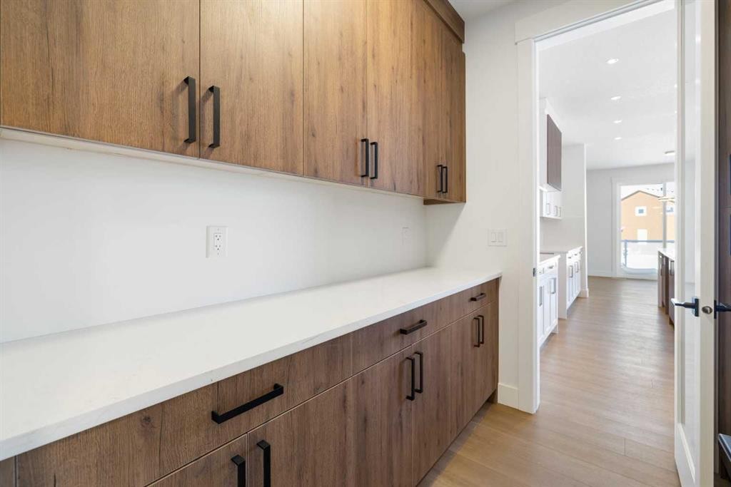 65 Lakes Estates Circle, Strathmore, AB - Indoor