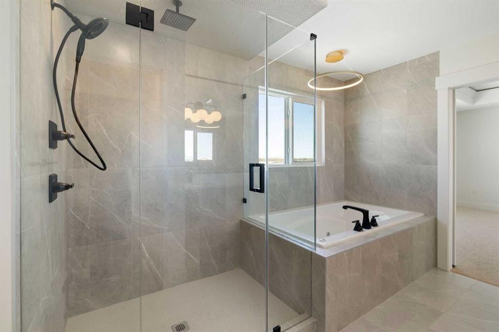 65 Lakes Estates Circle, Strathmore, AB - Indoor Photo Showing Bathroom