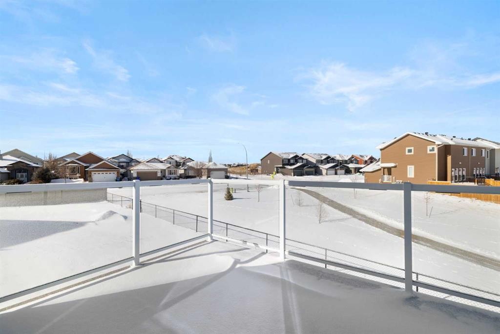 65 Lakes Estates Circle, Strathmore, AB - Outdoor
