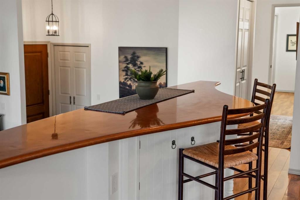 51 Berwick Hill Nw, Calgary, AB - Indoor Photo Showing Other Room