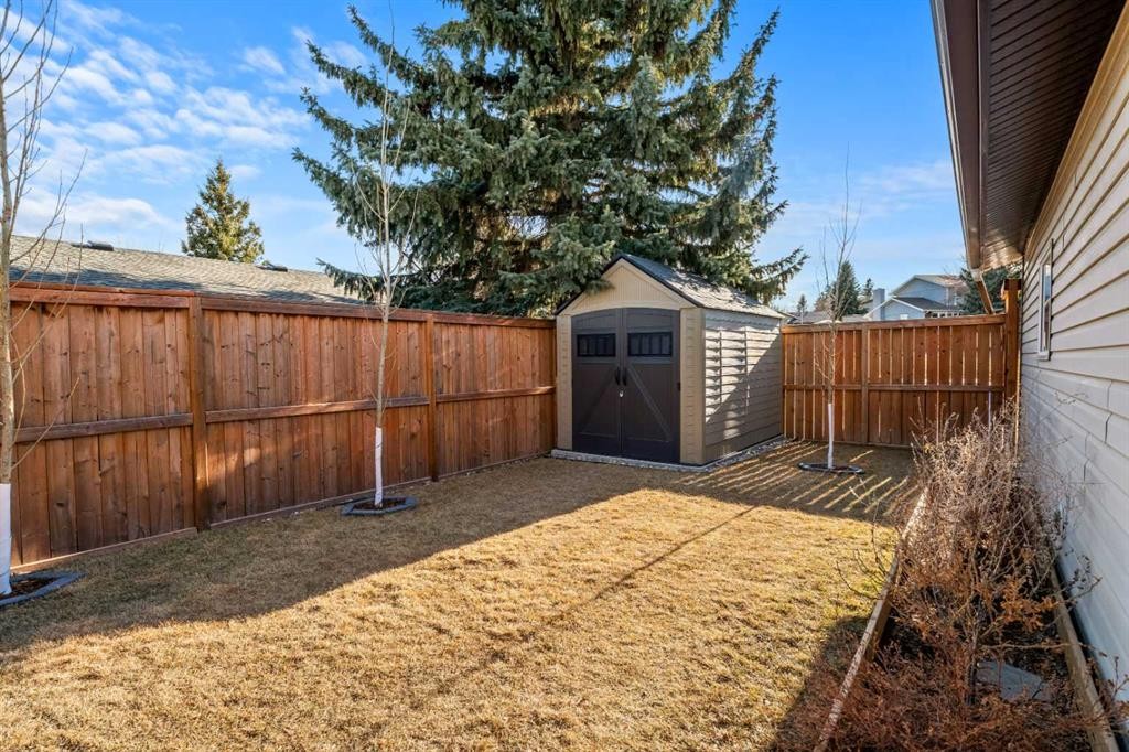 51 Berwick Hill Nw, Calgary, AB - Outdoor