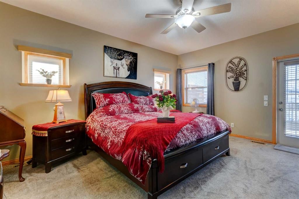 533 Highwood Drive, Longview, AB - Indoor Photo Showing Bedroom
