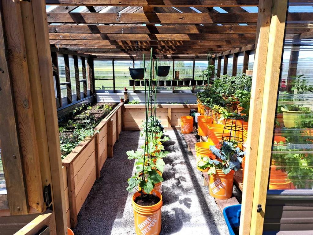 533 Highwood Drive, Longview, AB -