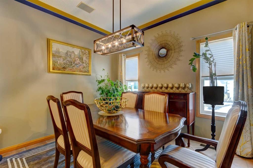 533 Highwood Drive, Longview, AB - Indoor Photo Showing Dining Room