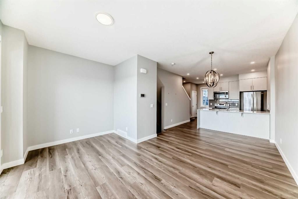 112 Evanscrest Square Nw, Calgary, AB - Indoor