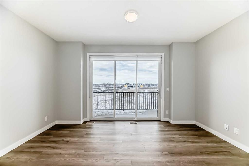 112 Evanscrest Square Nw, Calgary, AB - Indoor Photo Showing Other Room
