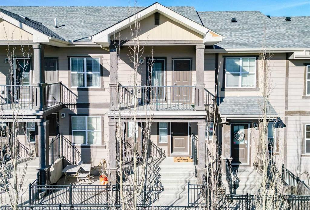 165 Evanscrest Gardens Nw, Calgary, AB - Outdoor With Facade