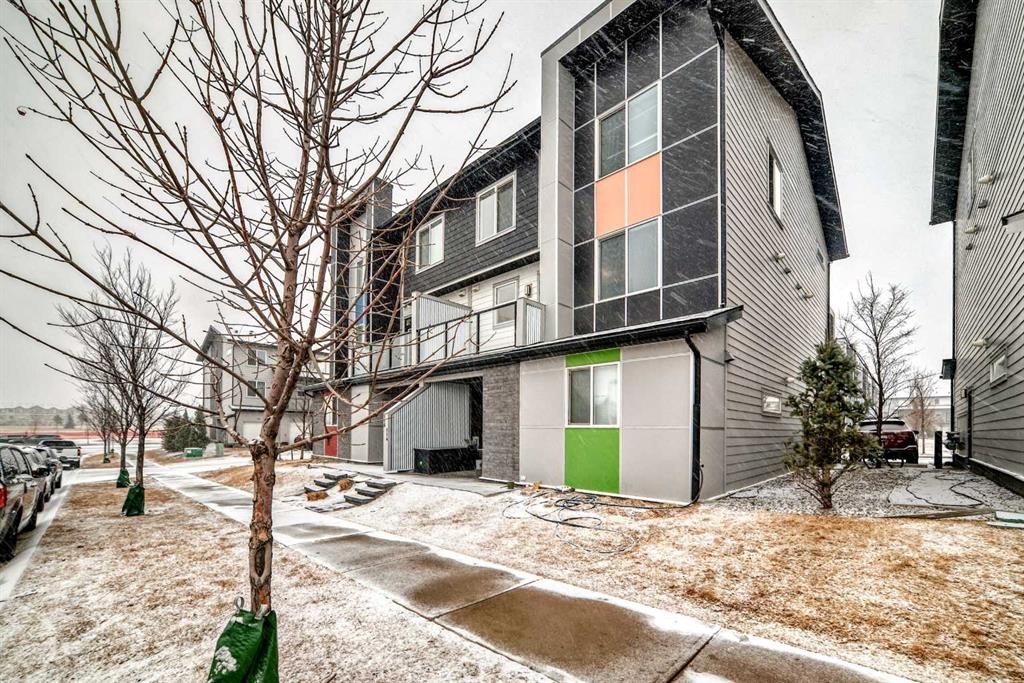 202-245 Redstone Walk Ne, Calgary, AB - Outdoor