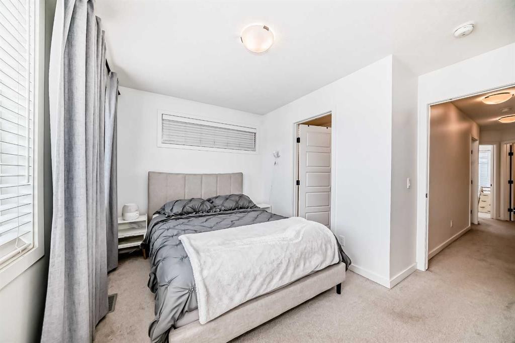 76 Walgrove Common Se, Calgary, AB - Indoor Photo Showing Bedroom