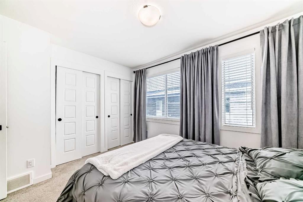 76 Walgrove Common Se, Calgary, AB - Indoor Photo Showing Bedroom