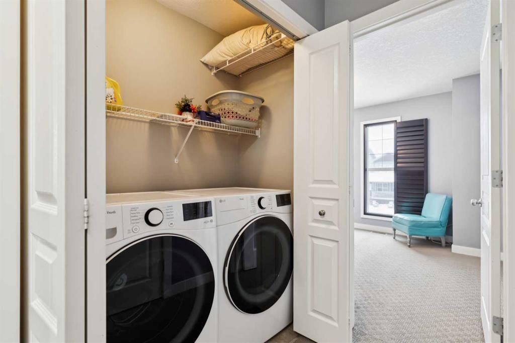 231 Prestwick Point Se, Calgary, AB - Indoor Photo Showing Laundry Room