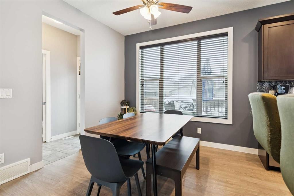 231 Prestwick Point Se, Calgary, AB - Indoor Photo Showing Dining Room
