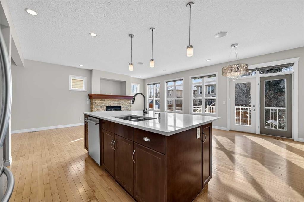 182 Cranarch Place Se, Calgary, AB - Indoor Photo Showing Kitchen With Double Sink