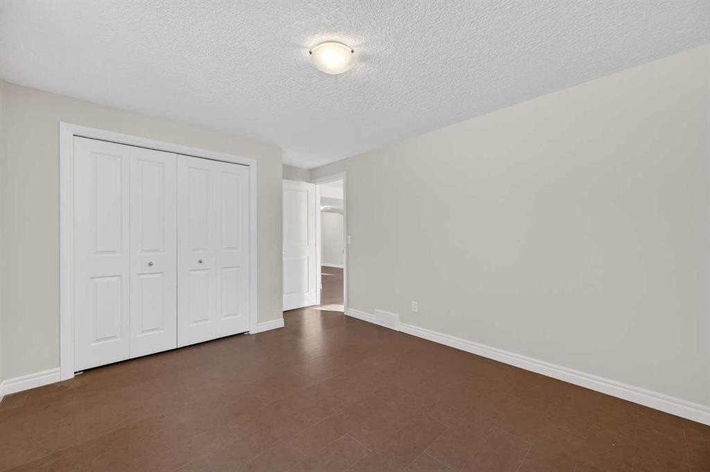 182 Cranarch Place Se, Calgary, AB - Indoor Photo Showing Other Room