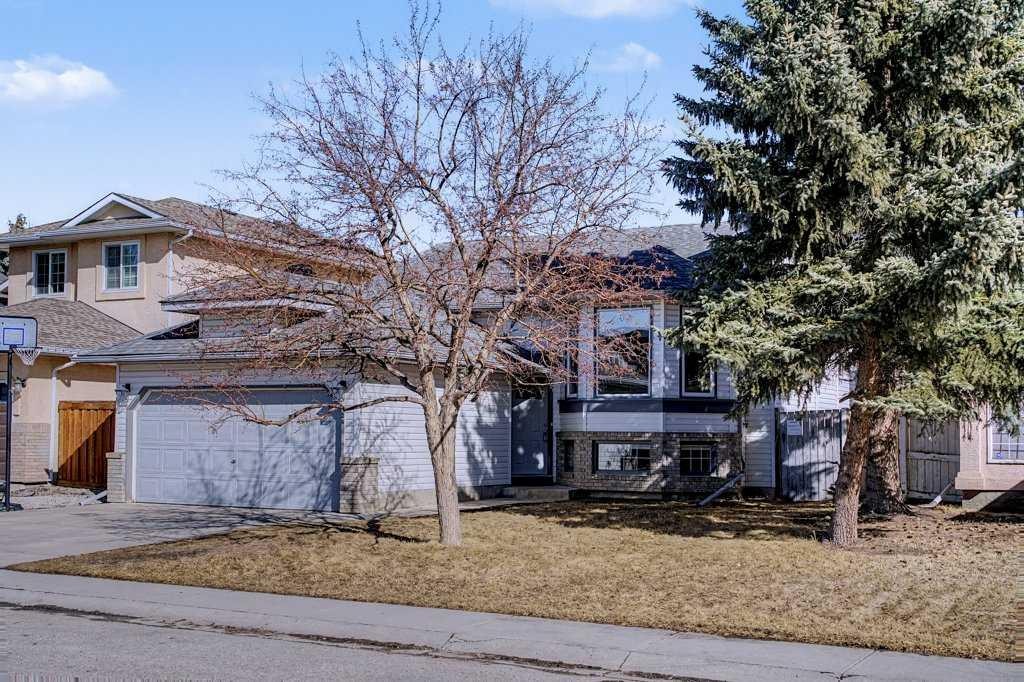 24 Sunlake Circle Se, Calgary, AB - Outdoor