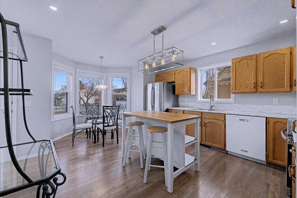 24 Sunlake Circle Se, Calgary, AB - Indoor