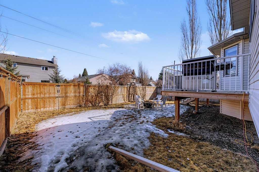 24 Sunlake Circle Se, Calgary, AB - Outdoor With Deck Patio Veranda