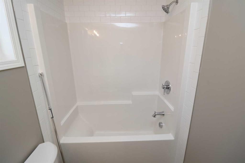 447 Henricks Drive, Irricana, AB