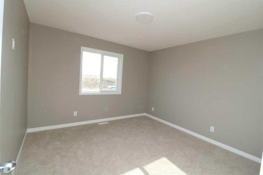 447 Henricks Drive, Irricana, AB