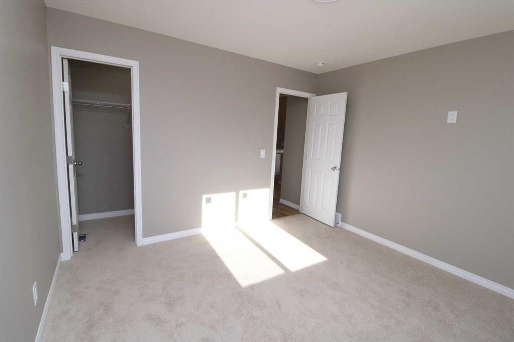 447 Henricks Drive, Irricana, AB