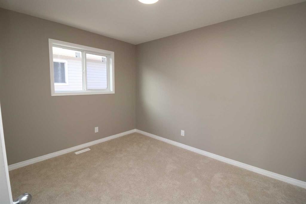 447 Henricks Drive, Irricana, AB